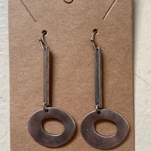 Womens silver dangle rectangle/circle earrings